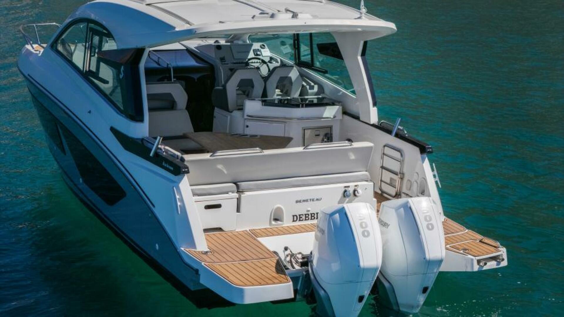 Yacht Photos Pics