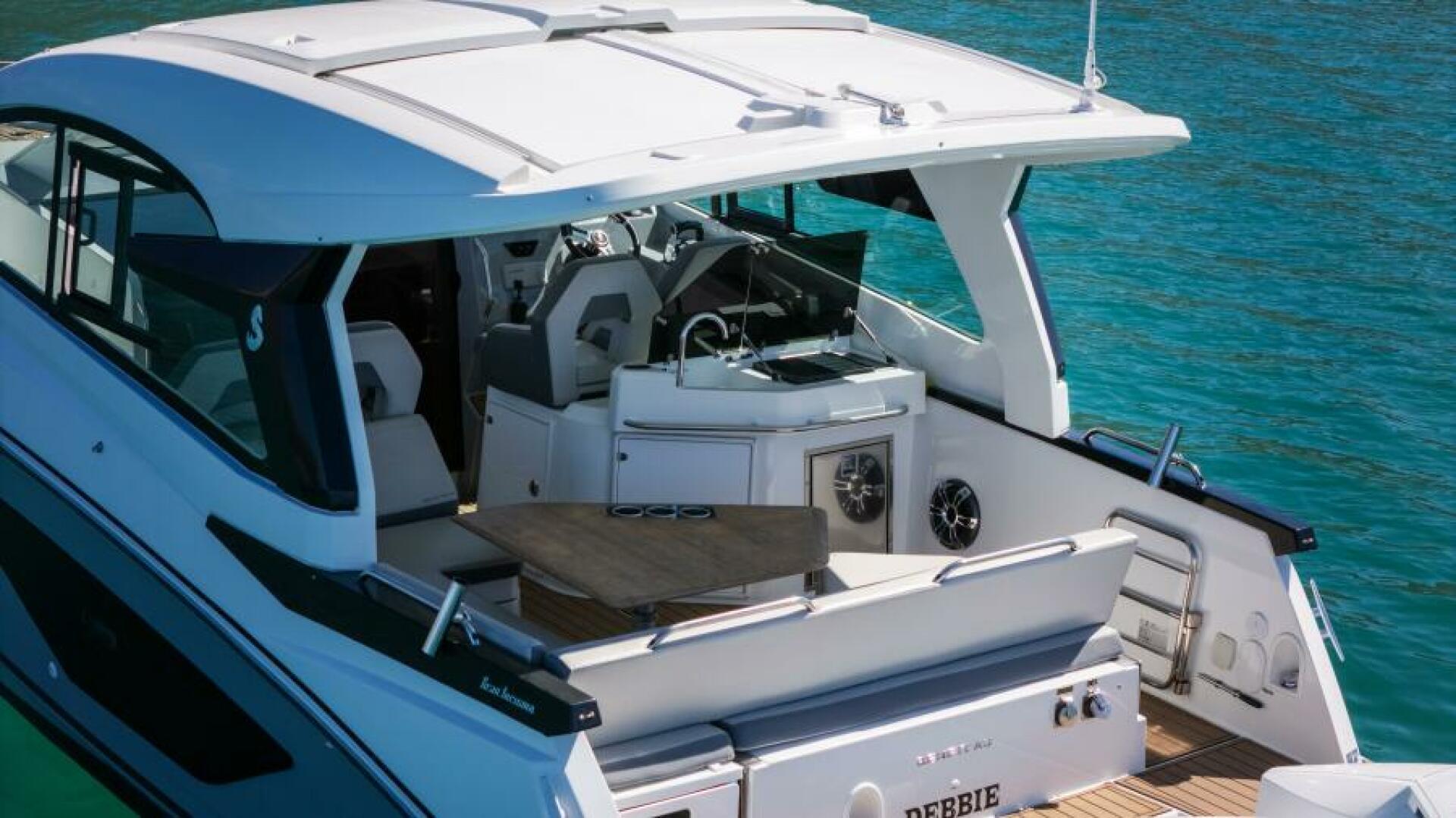 Yacht Photos Pics