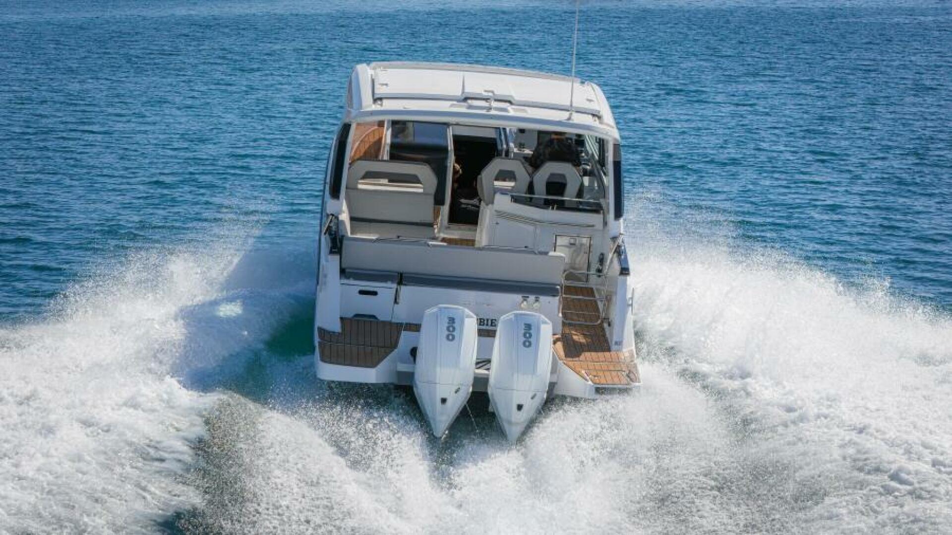 Yacht Photos Pics