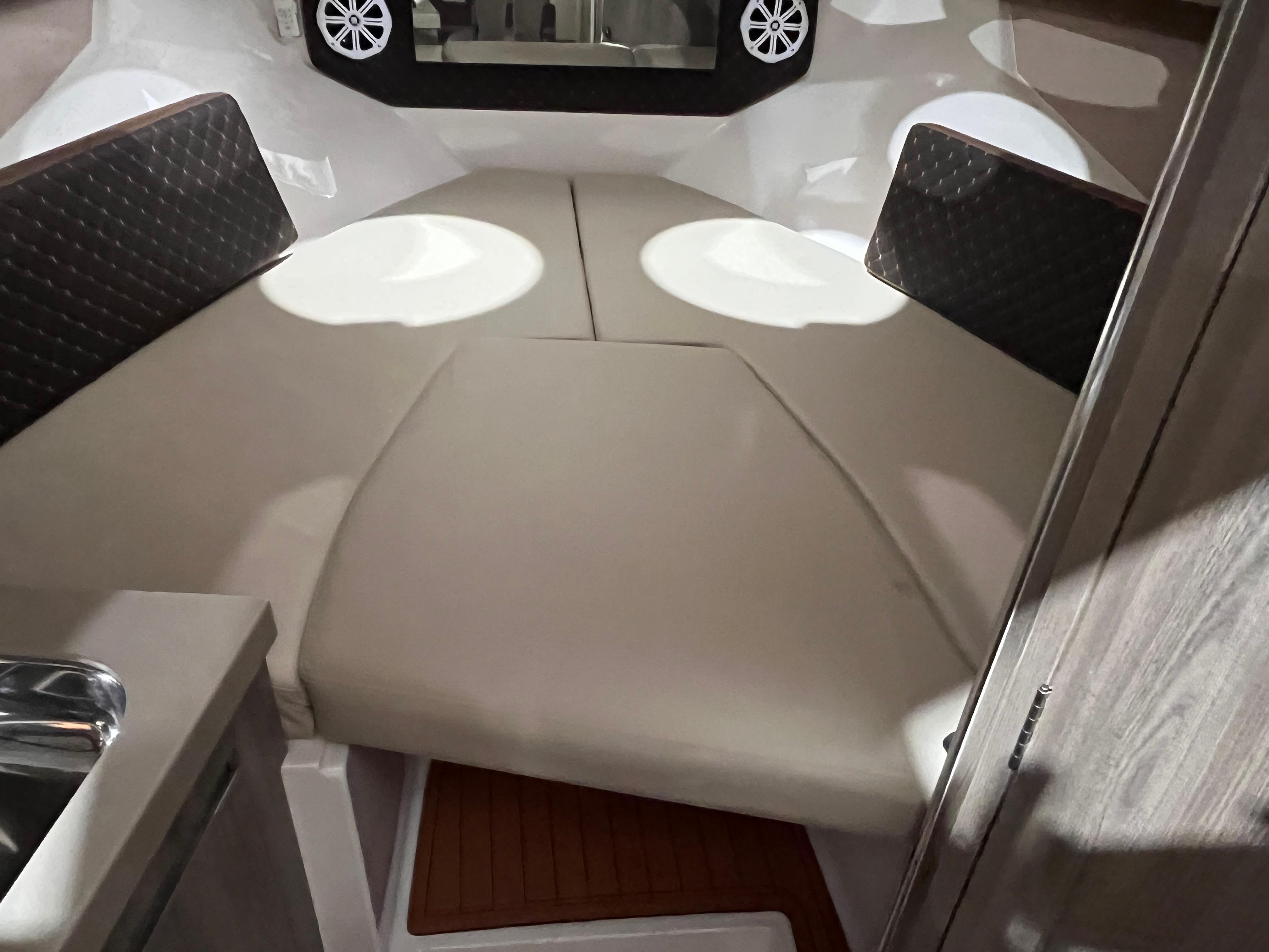 Ventura-DayCruiser 2025 -FL-US-2025 Ventura DayCruiser interior cabin with cushioned seating and modern design.-9681900 | Thumbnail