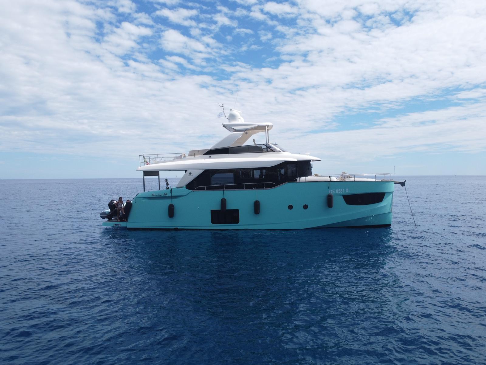 ABSOLUTE Navetta 58