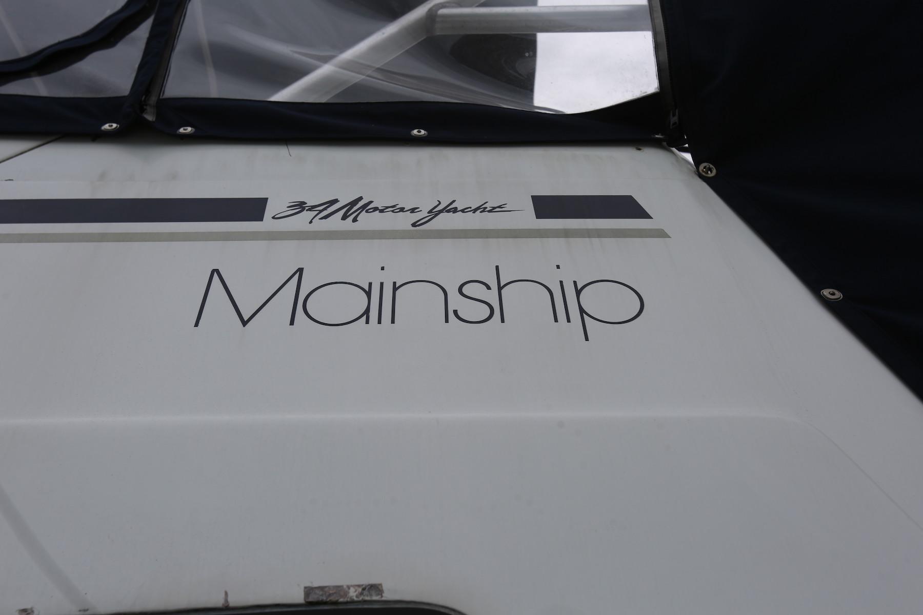 CT 9281 TL Knot 10 Yacht Sales