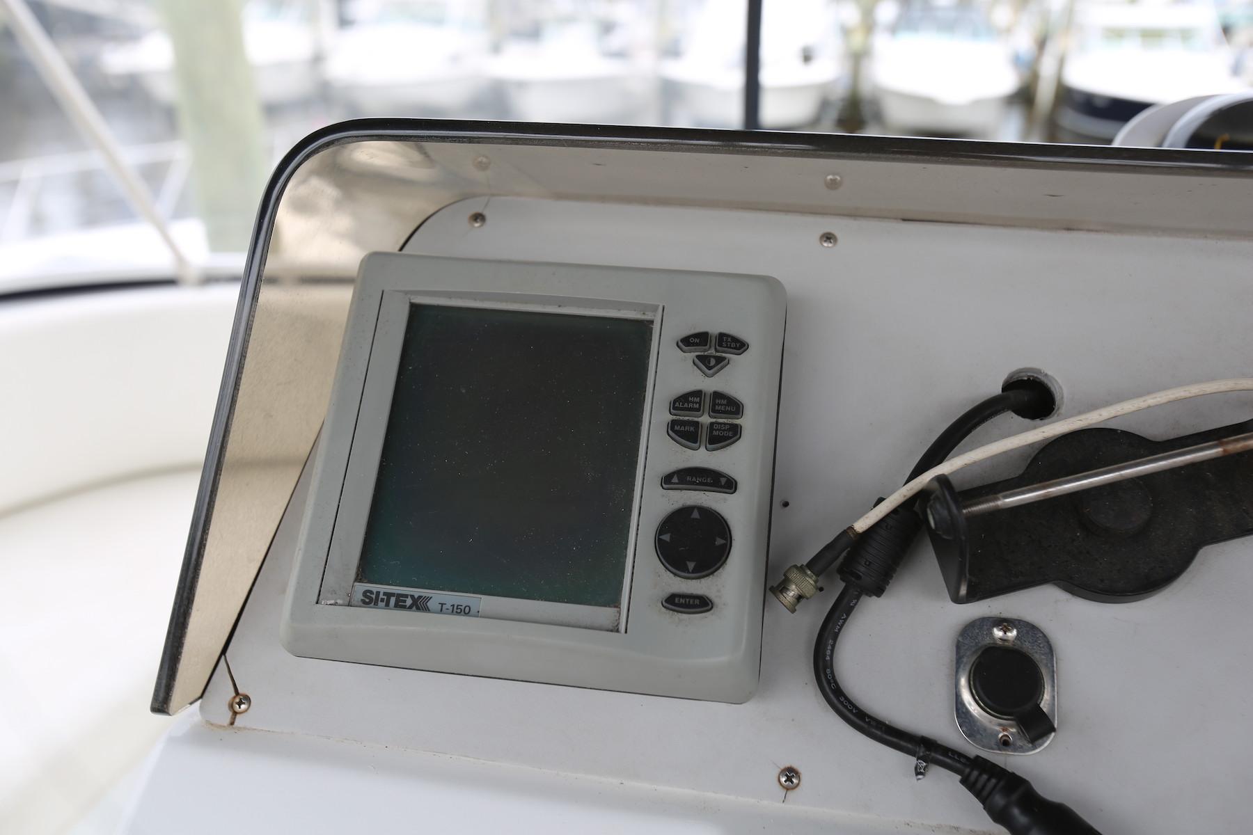CT 9281 TL Knot 10 Yacht Sales