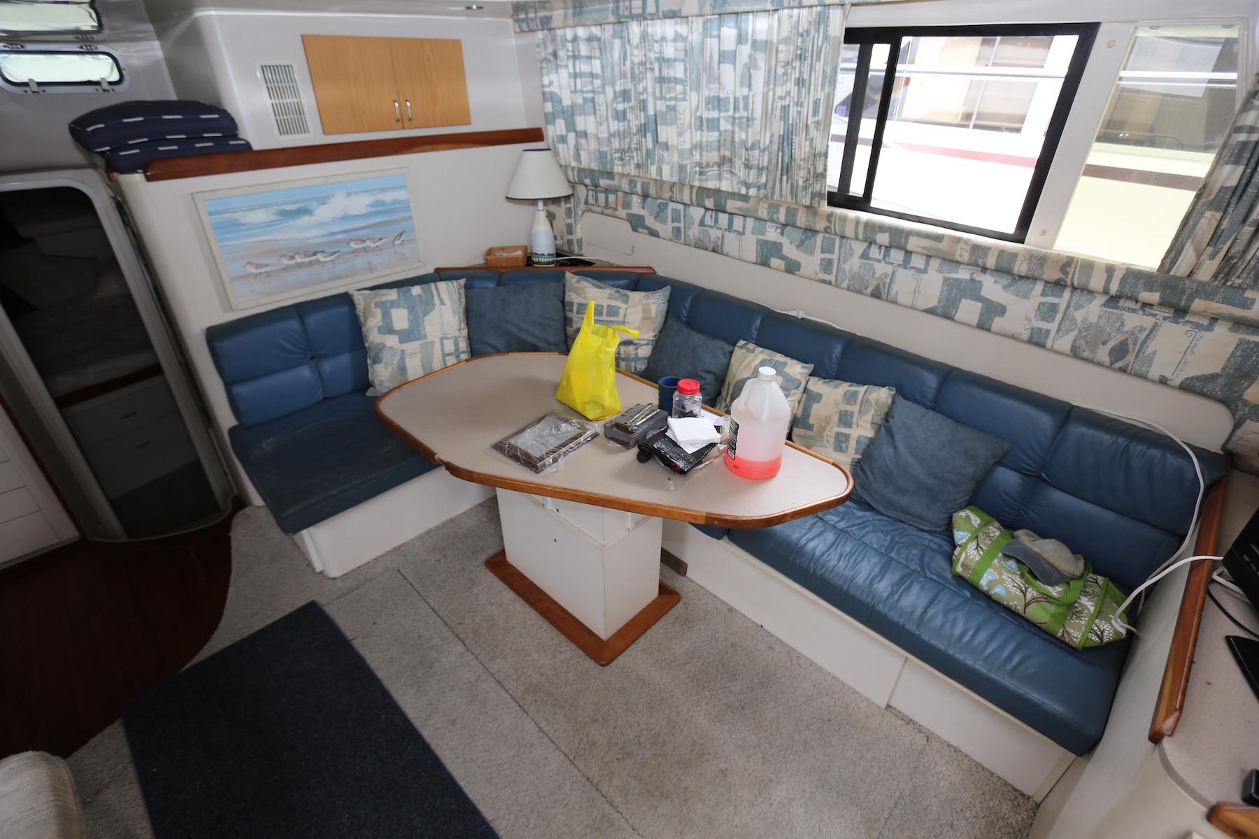 CT 9281 TL Knot 10 Yacht Sales