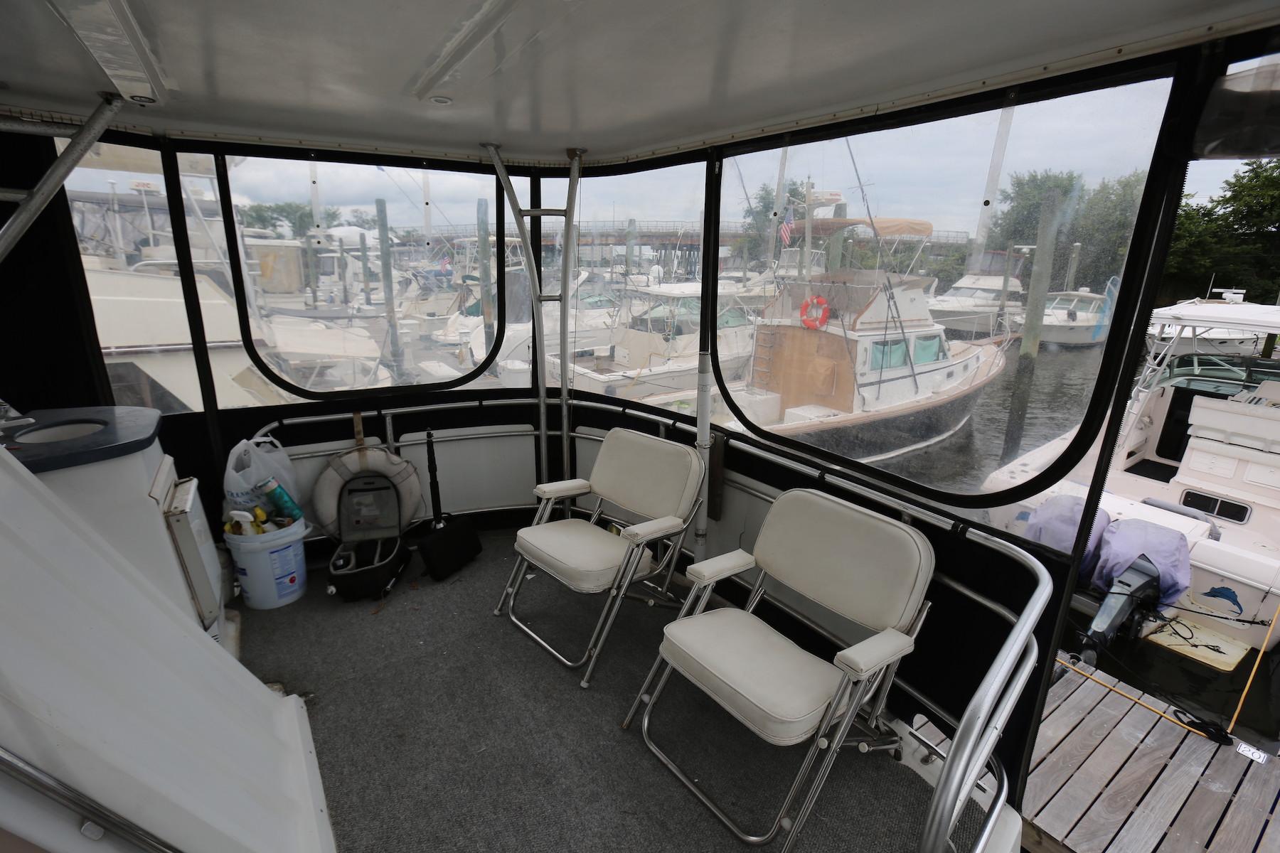 CT 9281 TL Knot 10 Yacht Sales