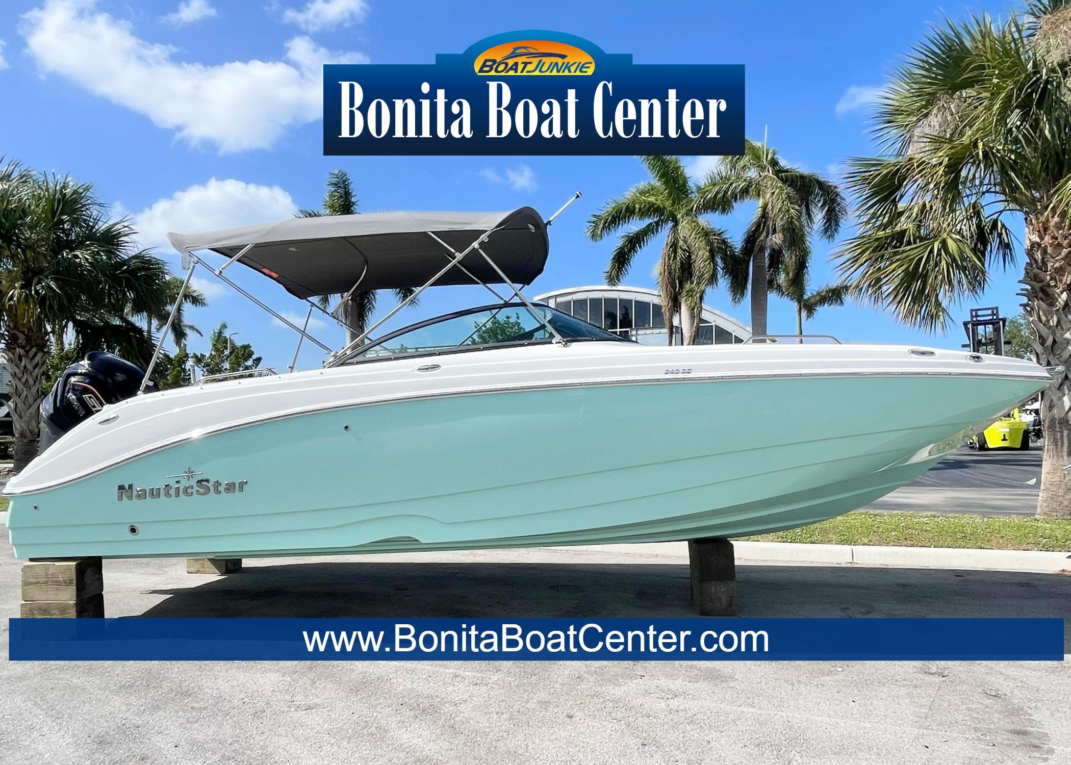 2023 NauticStar 243 DC