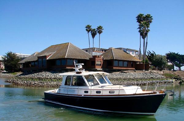2006 Grand Banks Eastbay SX