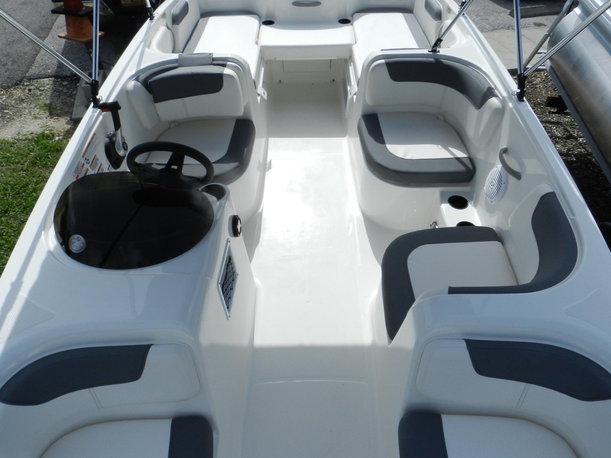 2025 Bayliner E18-13