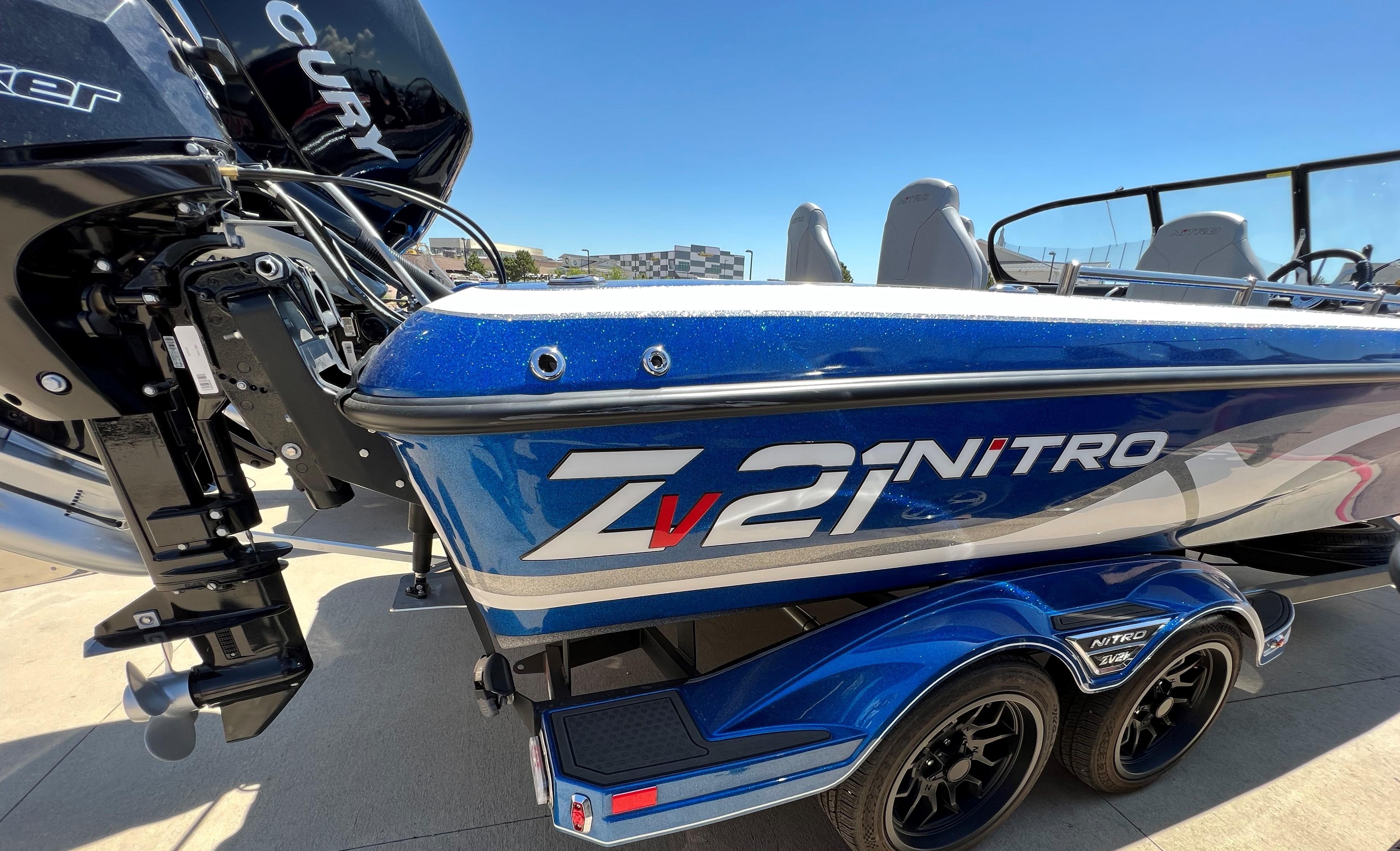 Nitro Boat Windshield