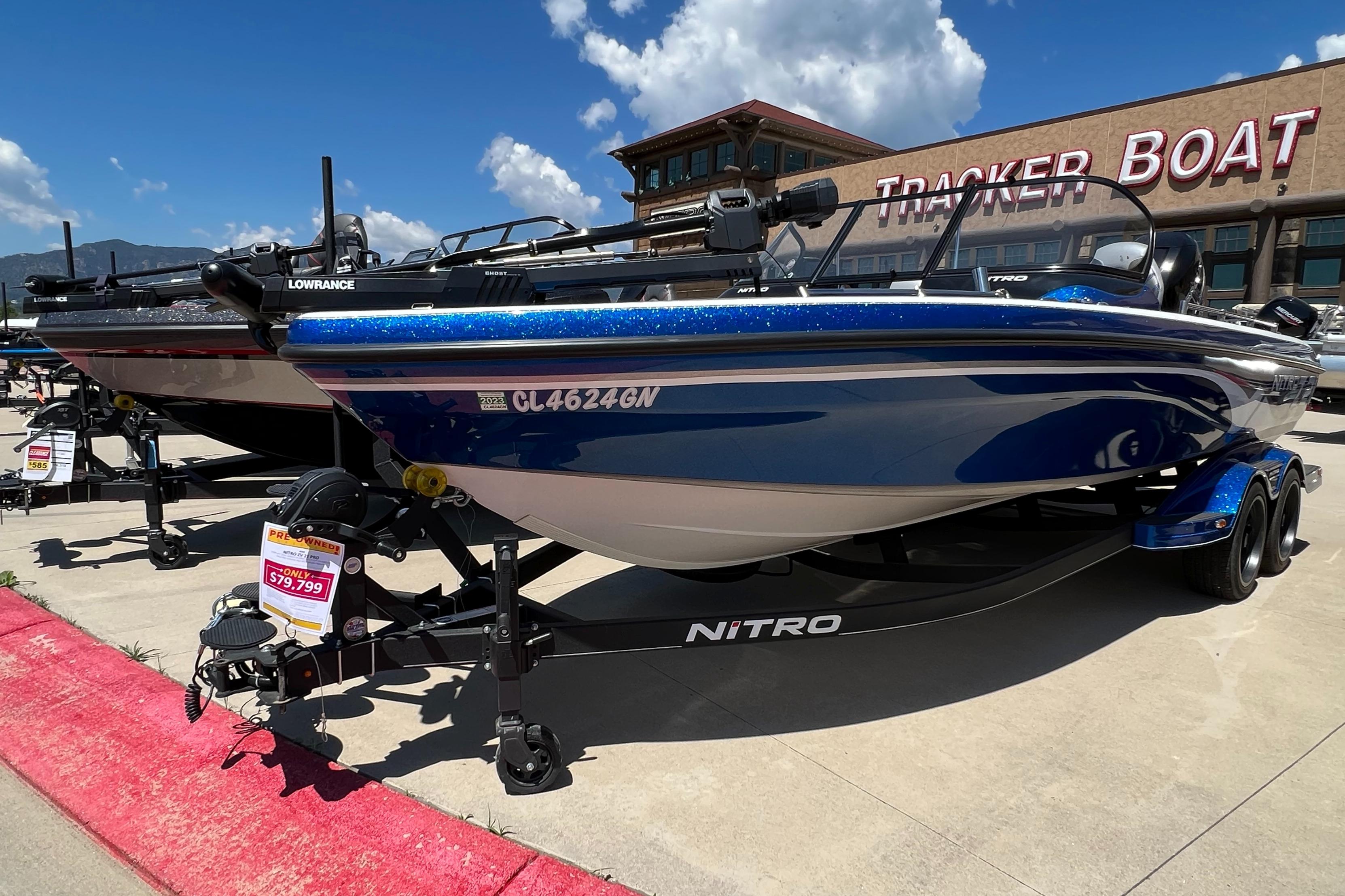 Nitro Boat Windshield