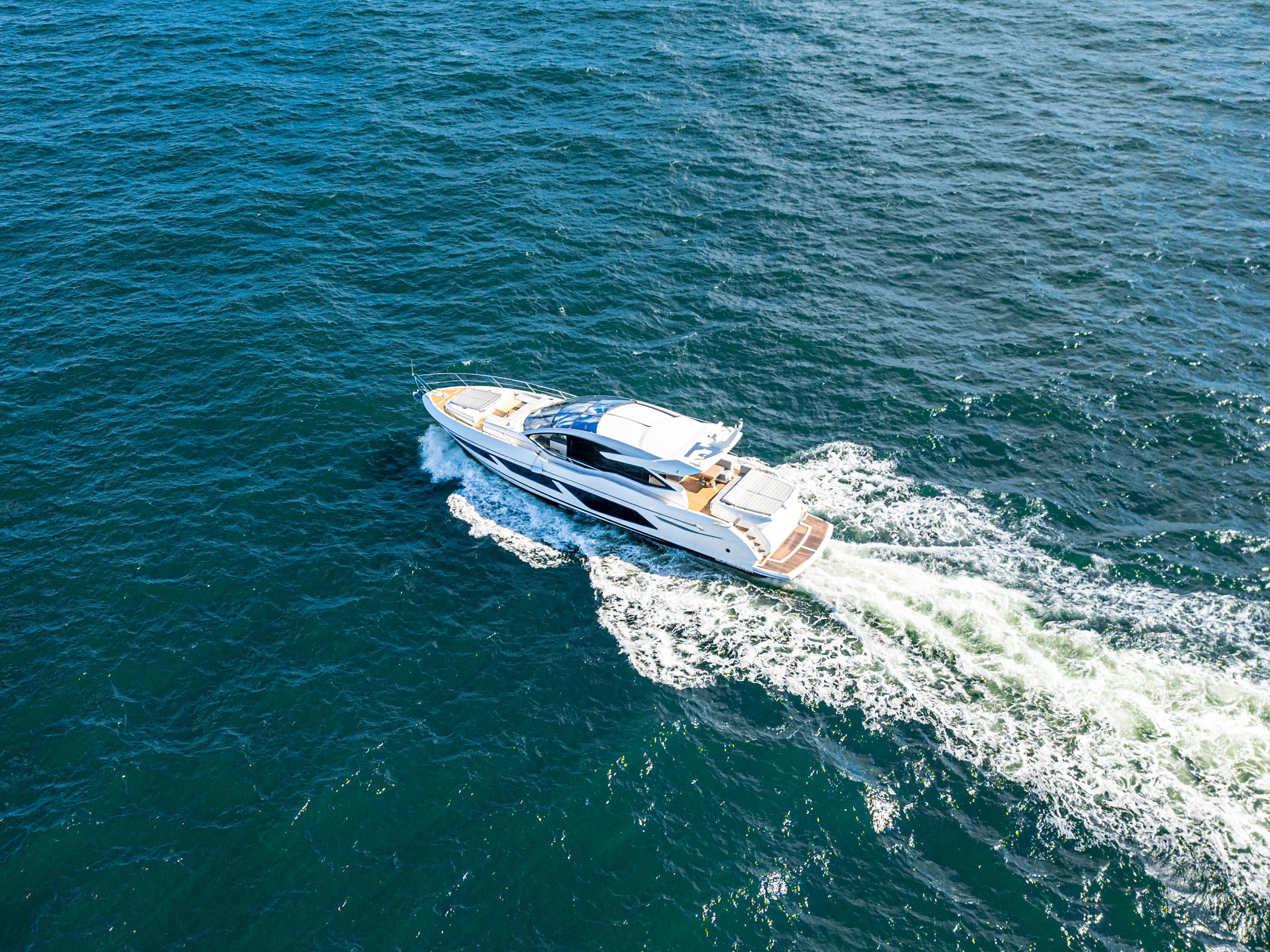 2020 Sunseeker Predator 74