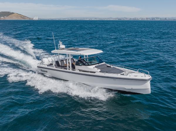 Photo of 2018 Axopar 37'