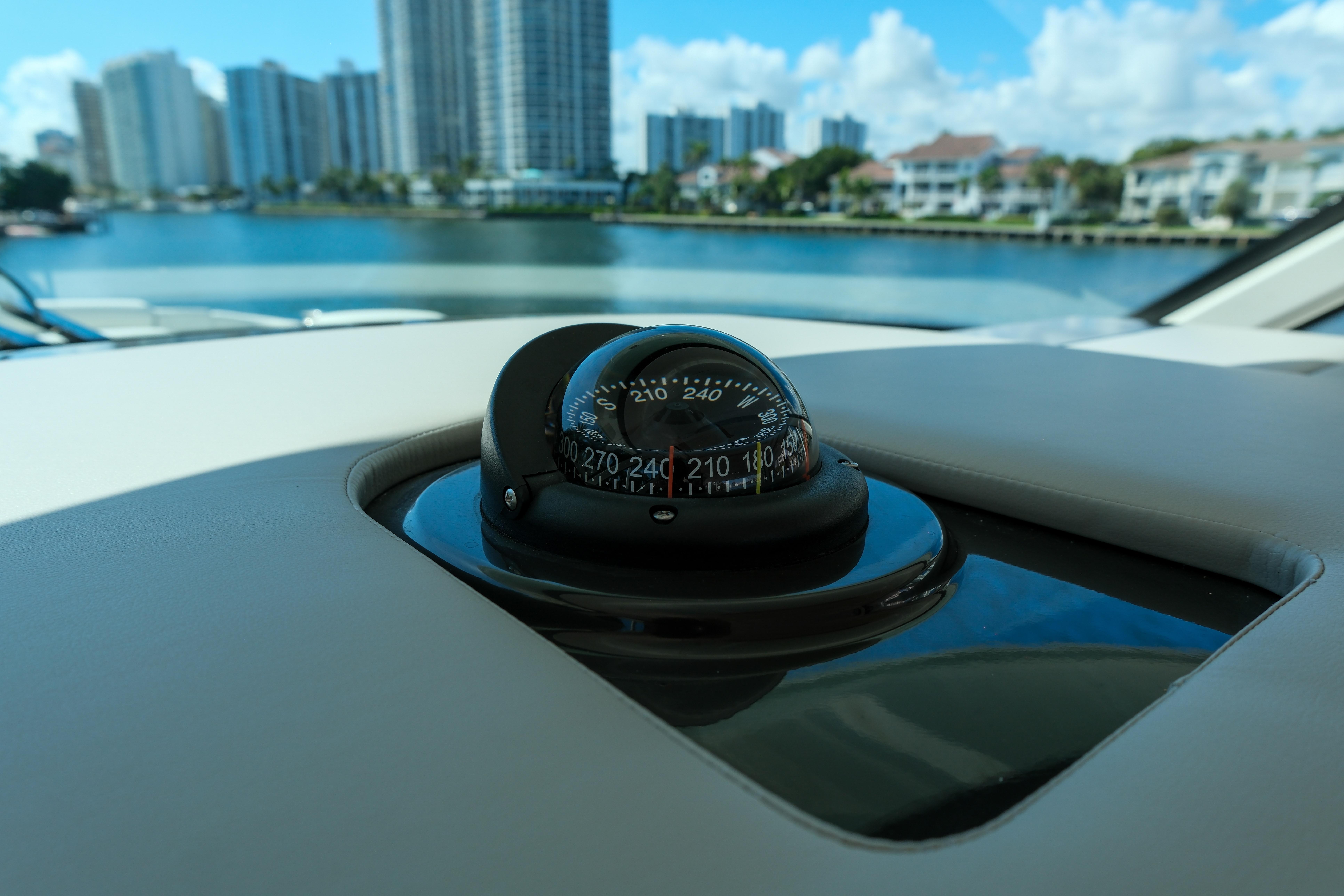 Tiara Yachts-48 LS 2023-FEELING KNOTTY FL-US-9681933 | Thumbnail