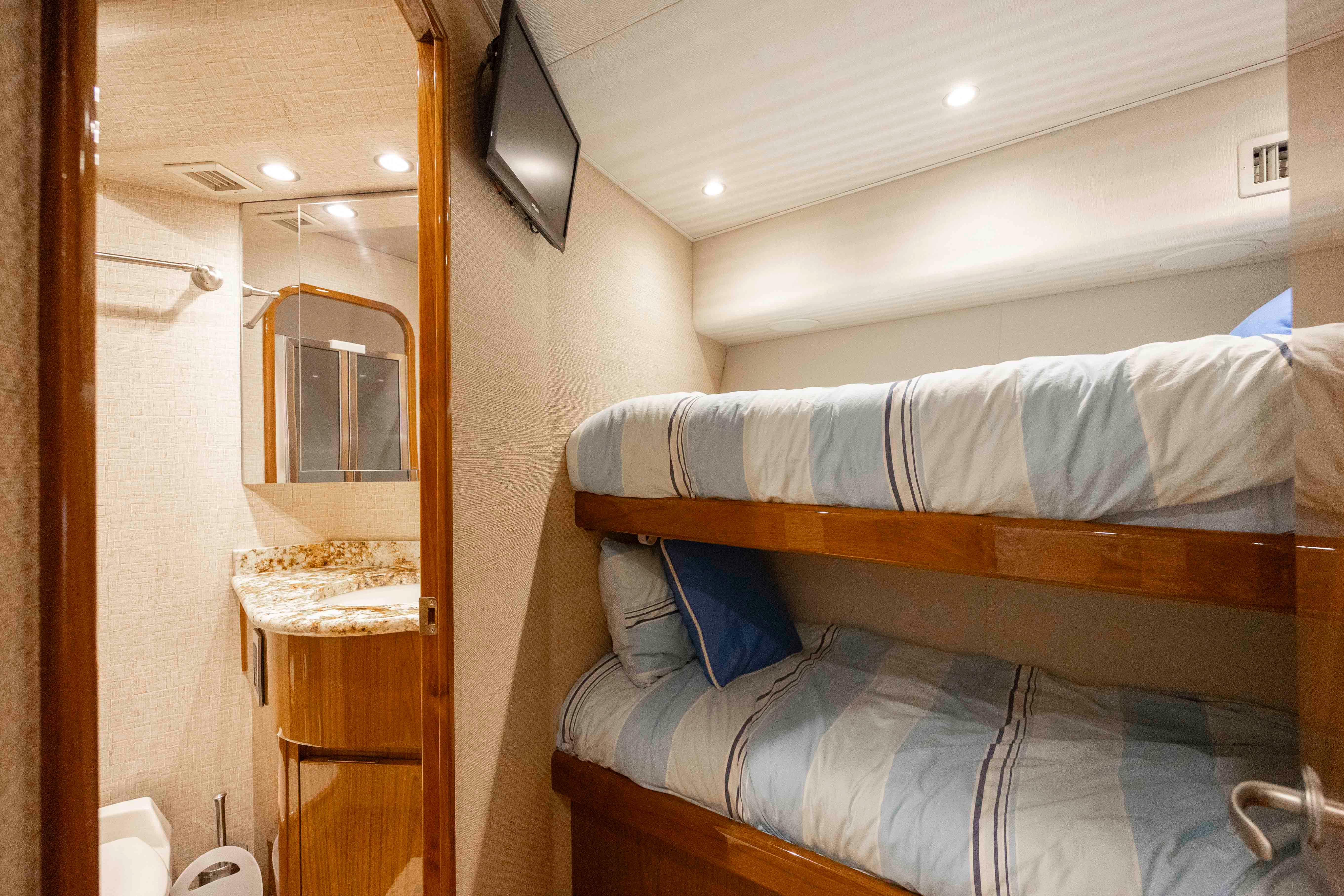 Viking 70 Saving Grace - Guest Stateroom