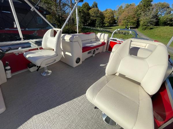 2021 Tahoe Pontoons boat for sale, model of the boat is 2280 Sport Quad Lounger & Image # 17 of 17