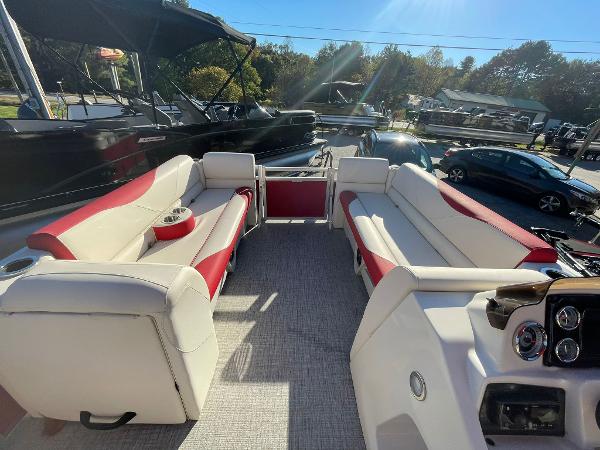2021 Tahoe Pontoons boat for sale, model of the boat is 2280 Sport Quad Lounger & Image # 13 of 17