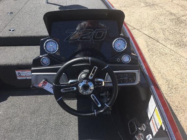 2021 Nitro boat for sale, model of the boat is Z20 Pro & Image # 8 of 8