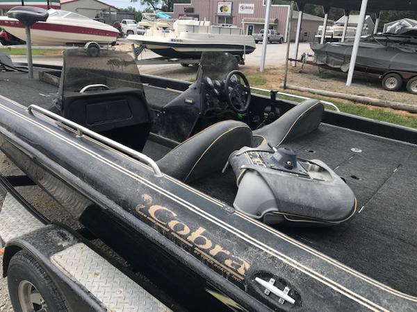 1997 Viper boat for sale, model of the boat is Cobra DC & Image # 9 of 16
