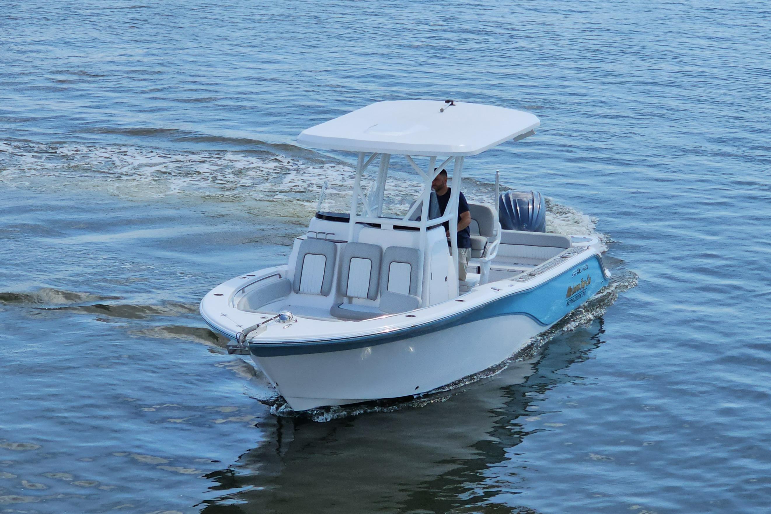 2022 Sea Fox 249 Avenger | Yachts360