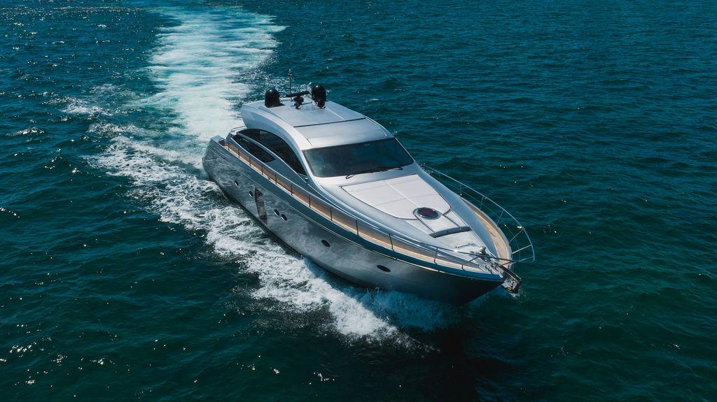 Pershing 64 Motor Yacht - Exterior profile photo on water