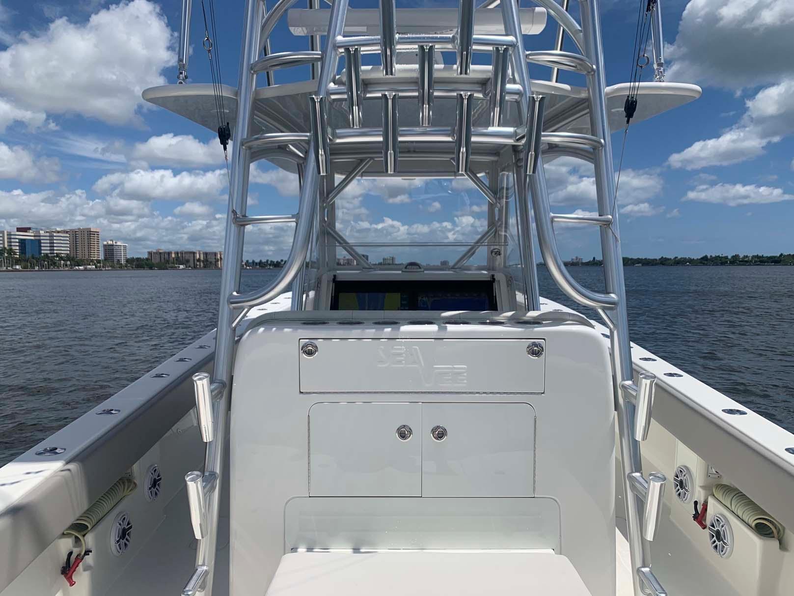 Hat Trick Yacht for Sale | 39 Seavee Yachts Palm Beach, FL | Denison ...