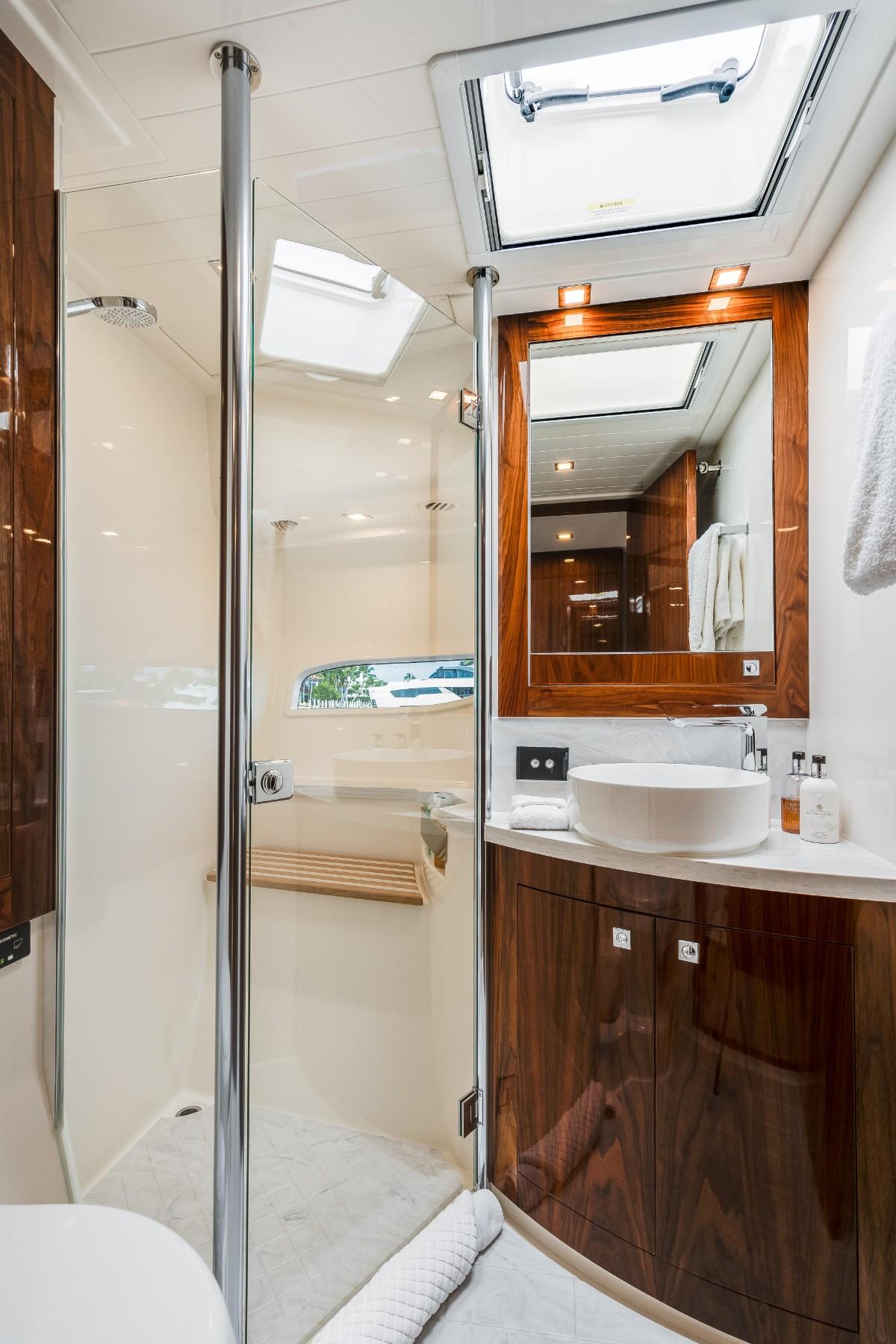 2021 Riviera 6000 Koalafied