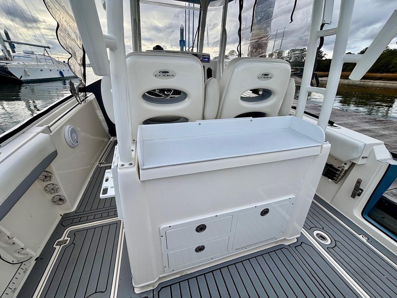2019 Cobia 301 Center Console - Image 9