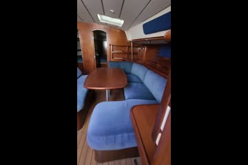 Beneteau 461 video