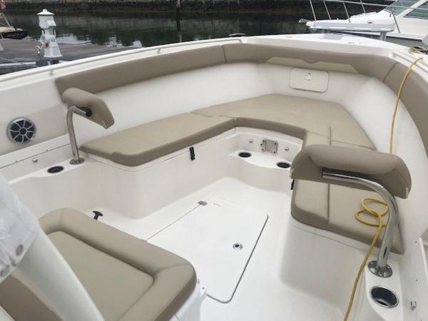 2019 Sailfish boat for sale, model of the boat is 320 Center Console & Image # 17 of 18