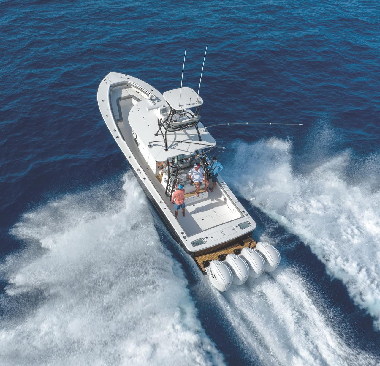 Regulator Marine 31: 2021 Boat Buyers Guide