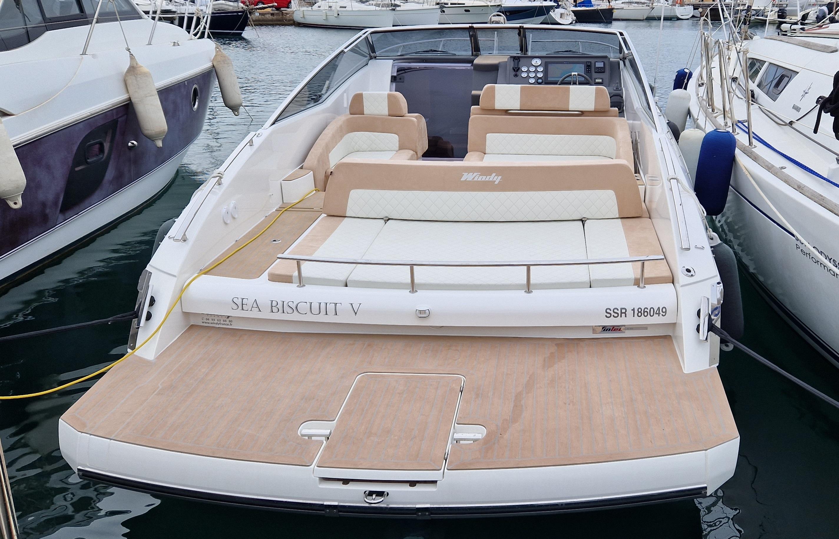 32-windy-32-grand-zonda-2022-hmy-yachts