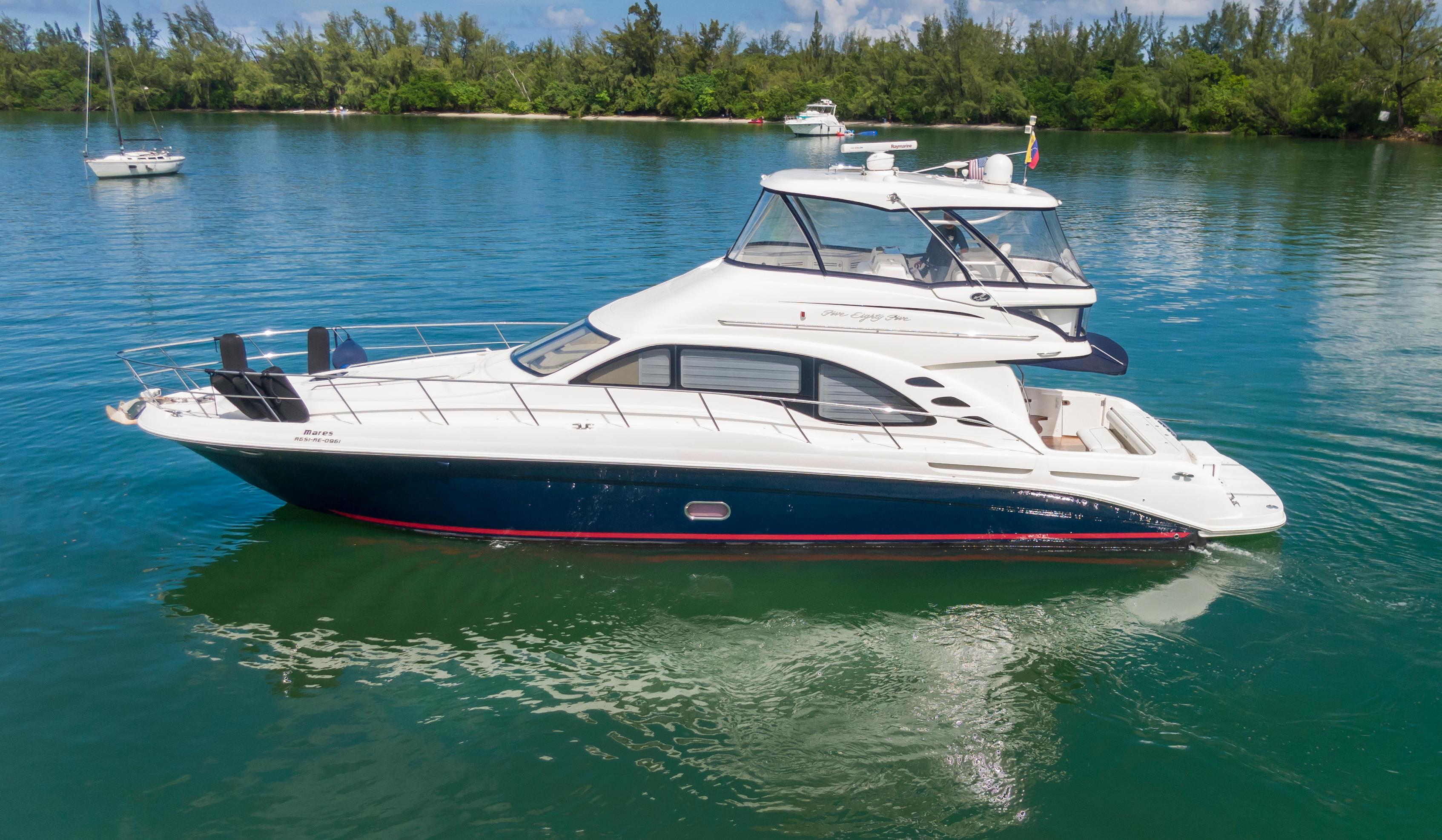 Sea Ray 550 Sedan Bridge