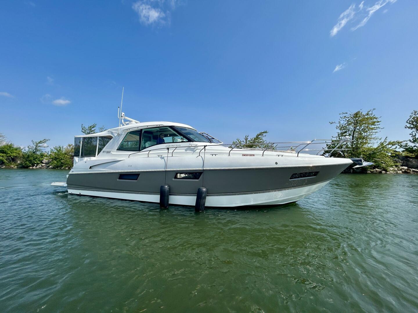 2011-cruisers-yachts-48-cantius-power-9750201-20250610141622334-1_XLARGE