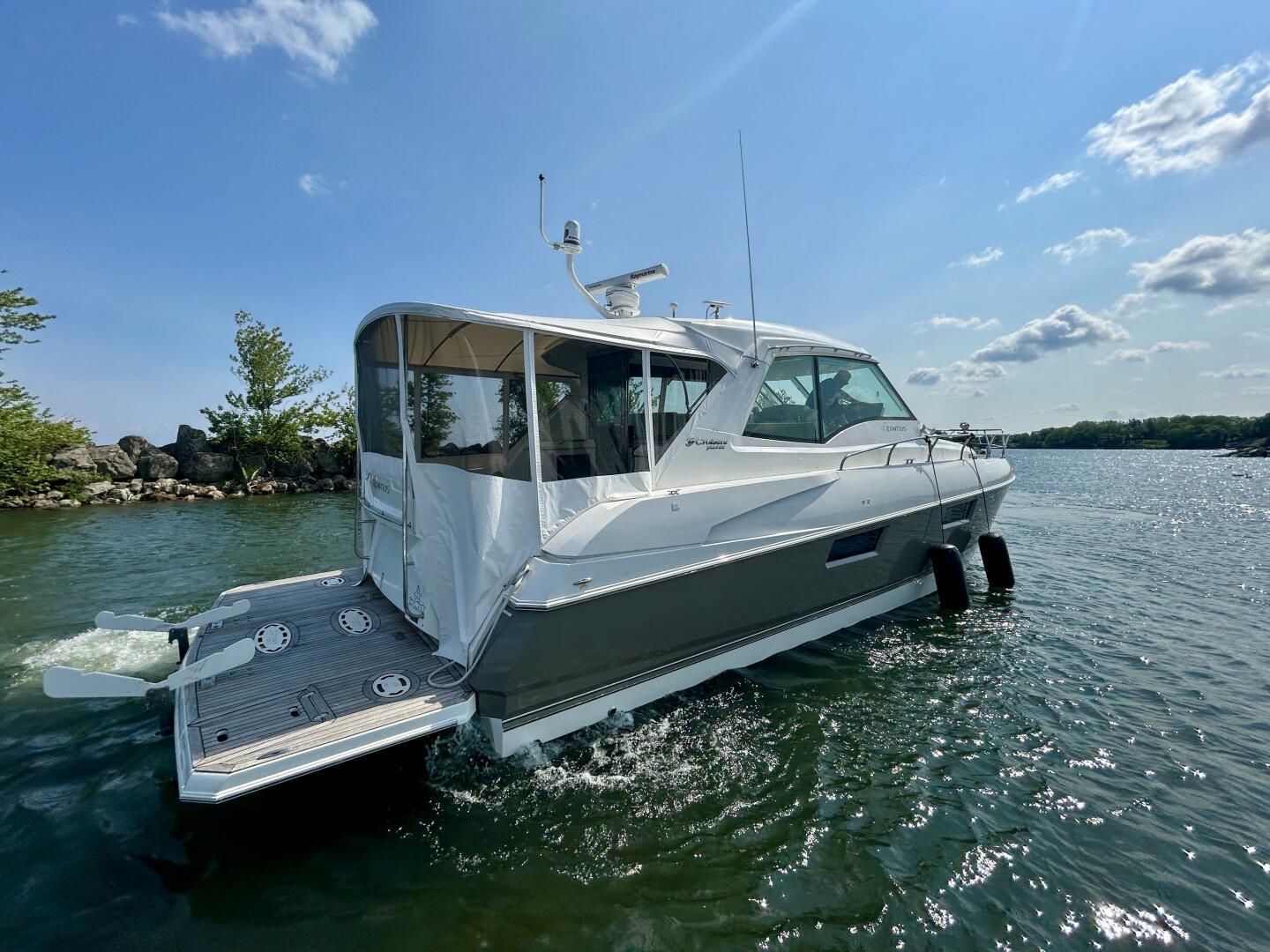 2011-cruisers-yachts-48-cantius-power-9750201-20250610141635350-1_XLARGE