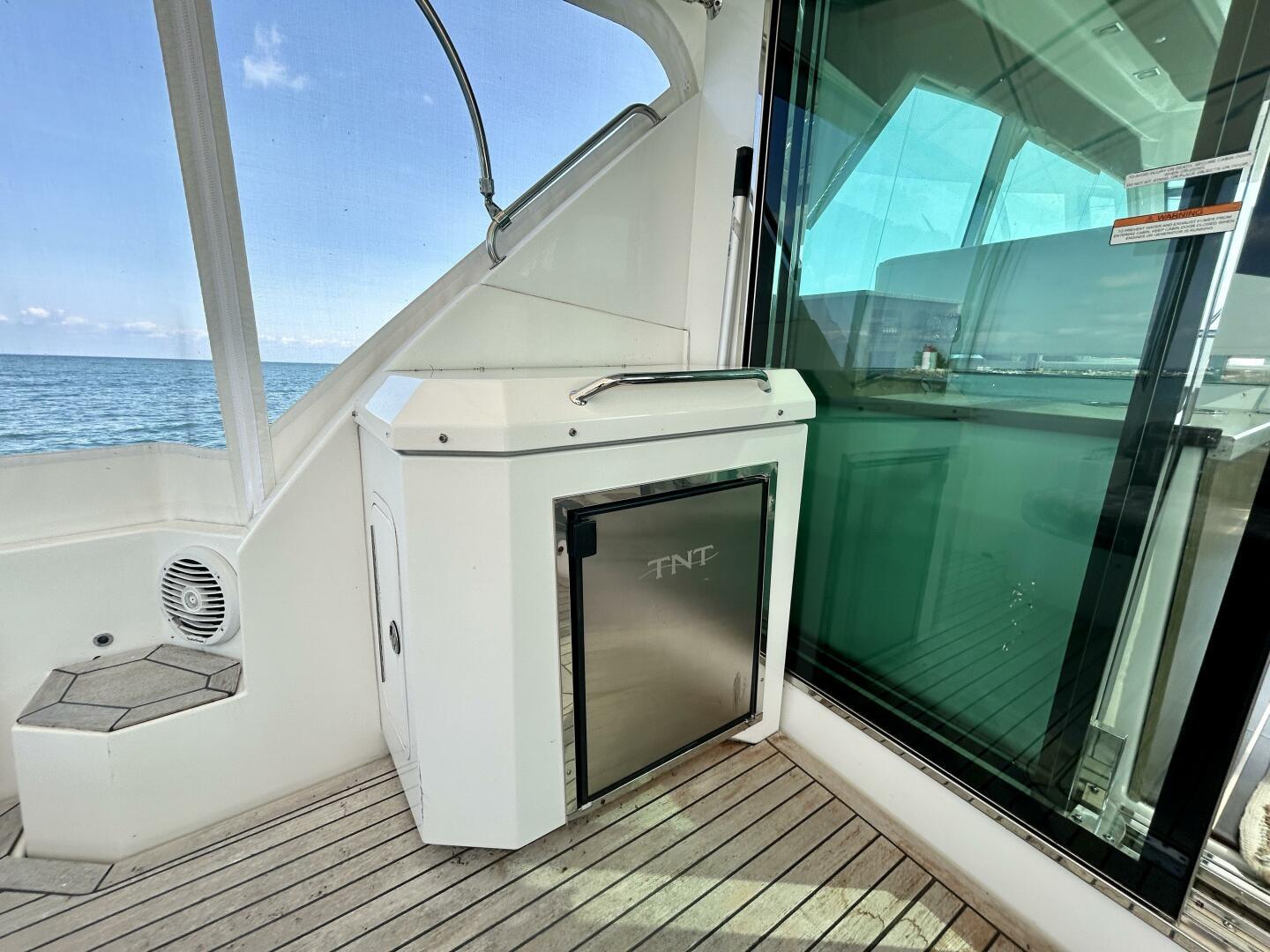 2011-cruisers-yachts-48-cantius-power-9750201-20250610141642365-1_XLARGE