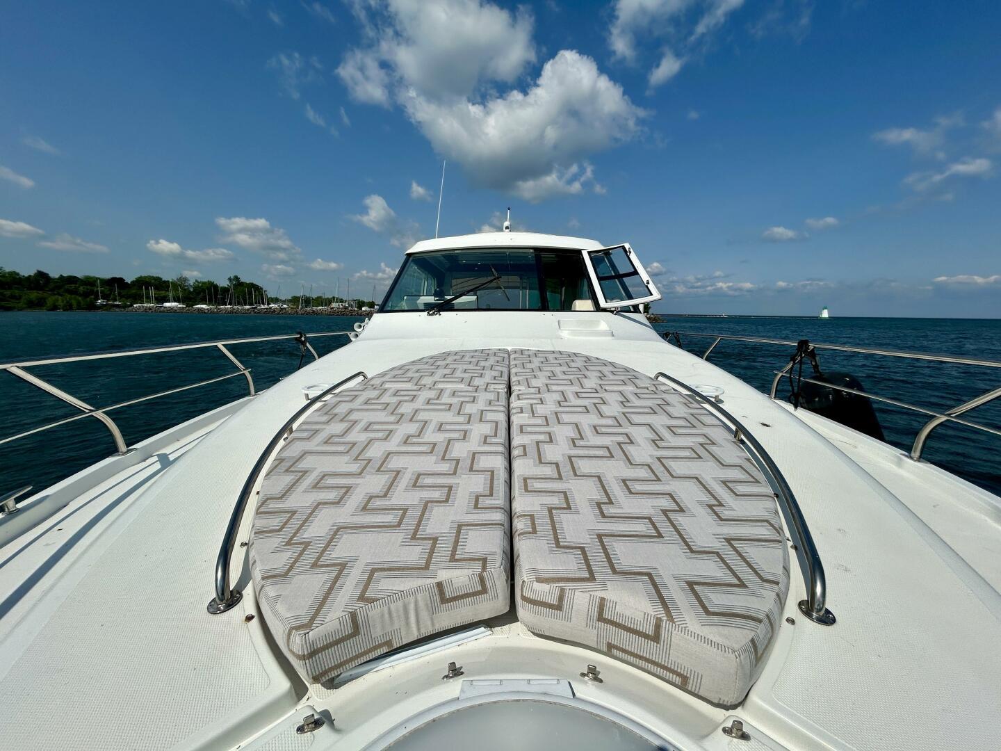2011-cruisers-yachts-48-cantius-power-9750201-20250610141708199-1_XLARGE
