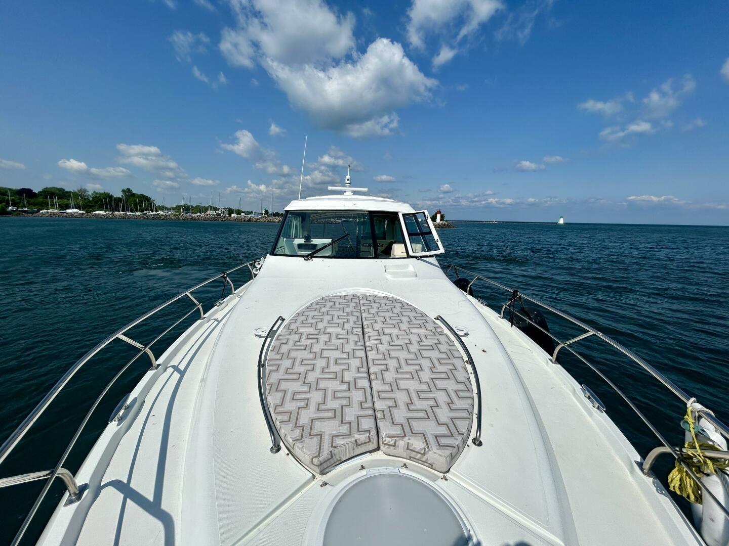2011-cruisers-yachts-48-cantius-power-9750201-20250610141709517-1_XLARGE