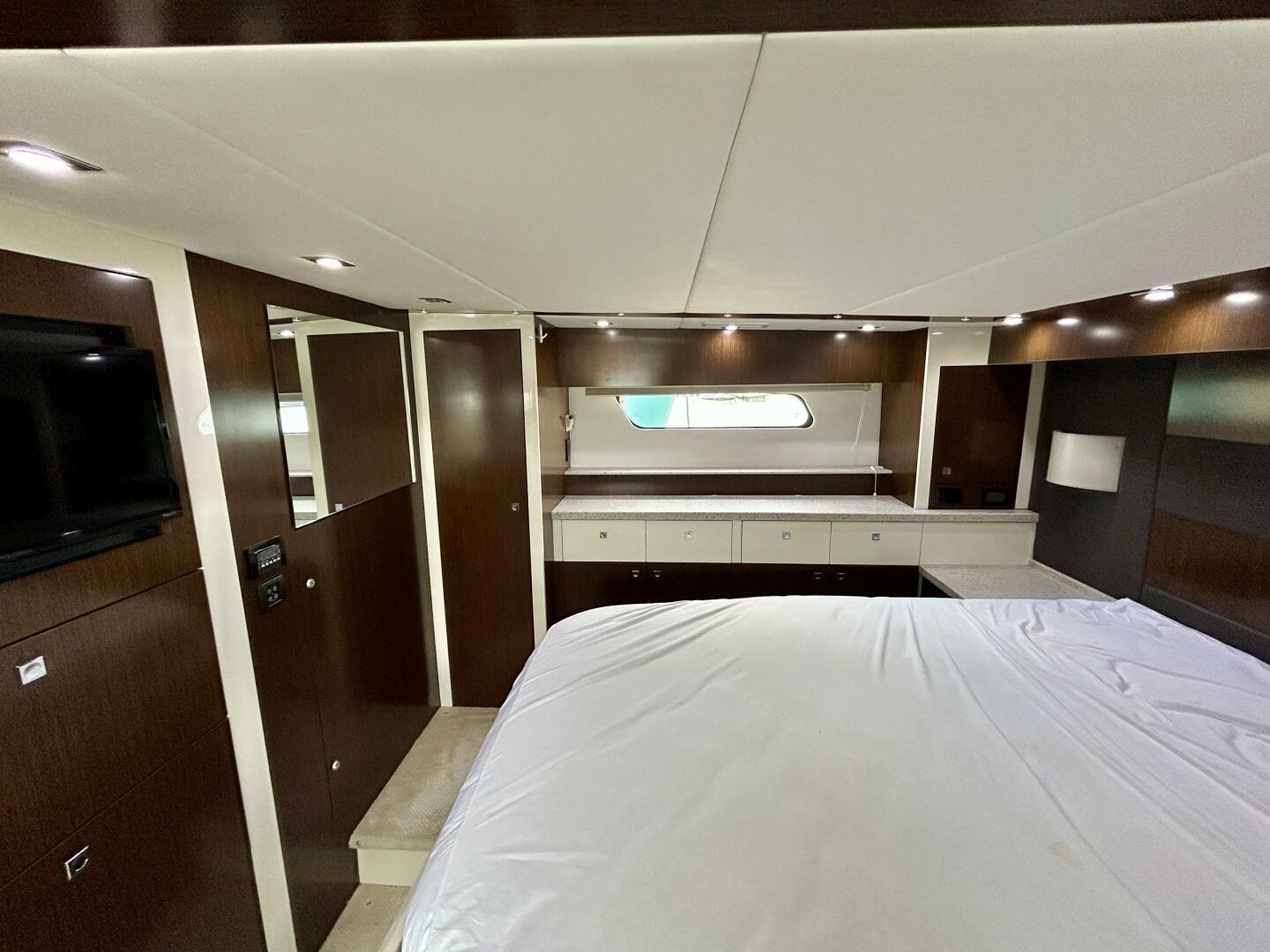 2011-cruisers-yachts-48-cantius-power-9750201-20250610141747855-1_XLARGE