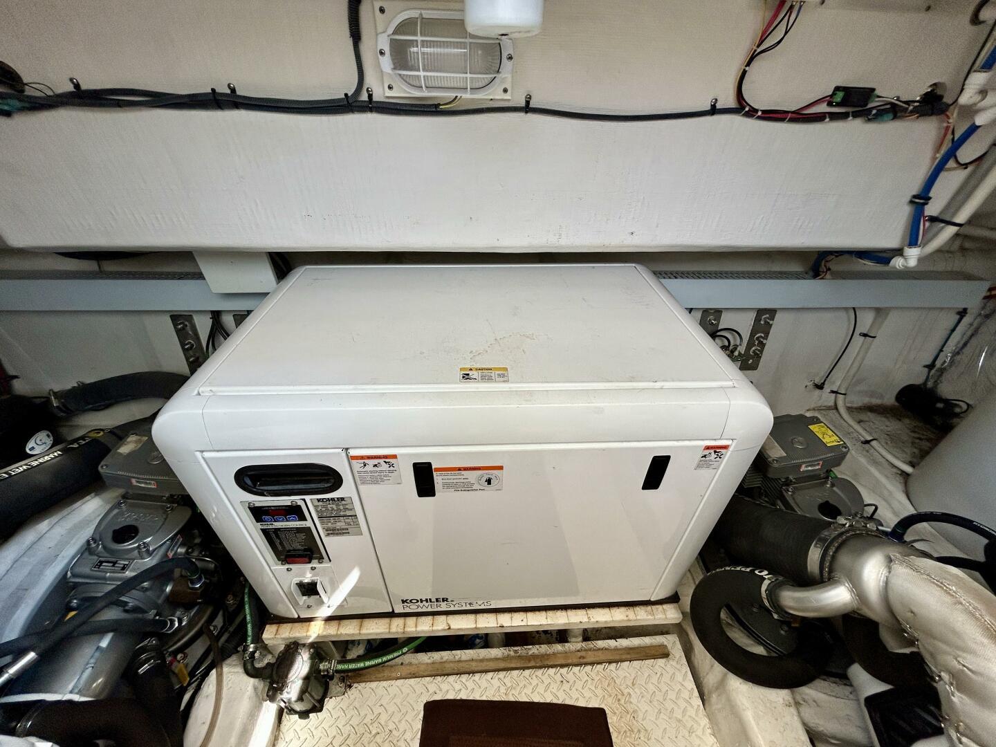 2011-cruisers-yachts-48-cantius-power-9750201-20250610141809077-1_XLARGE