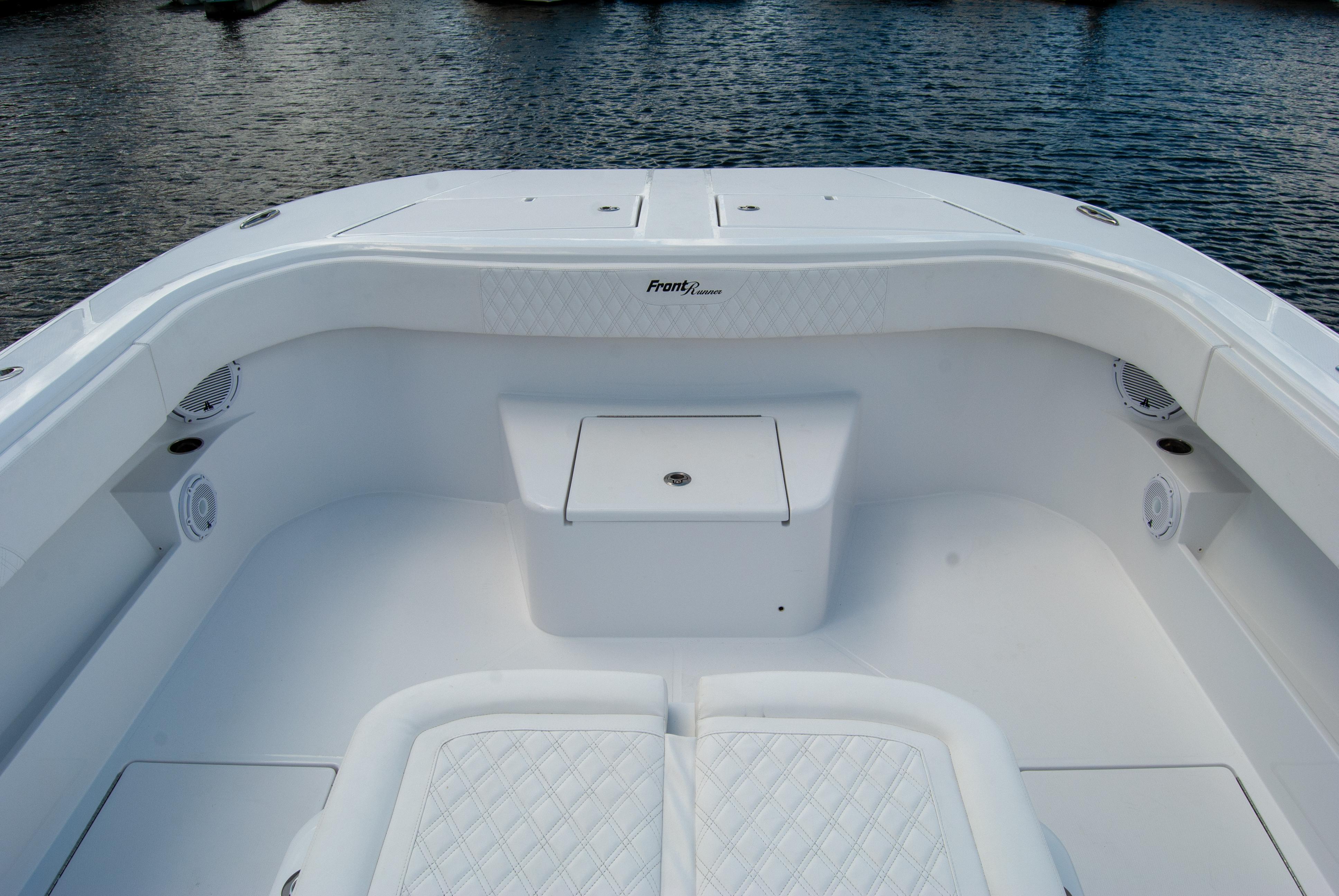 2025-front-runner-43-catamaran-power-9710201-20250310102443827-1_XLARGE