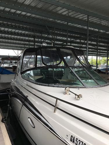 2009 Rinker boat for sale, model of the boat is 280 Express Cruiser & Image # 12 of 18