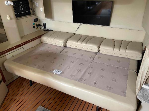 37' Cruisers Yachts, Listing Number 100898649, - Photo No. 11