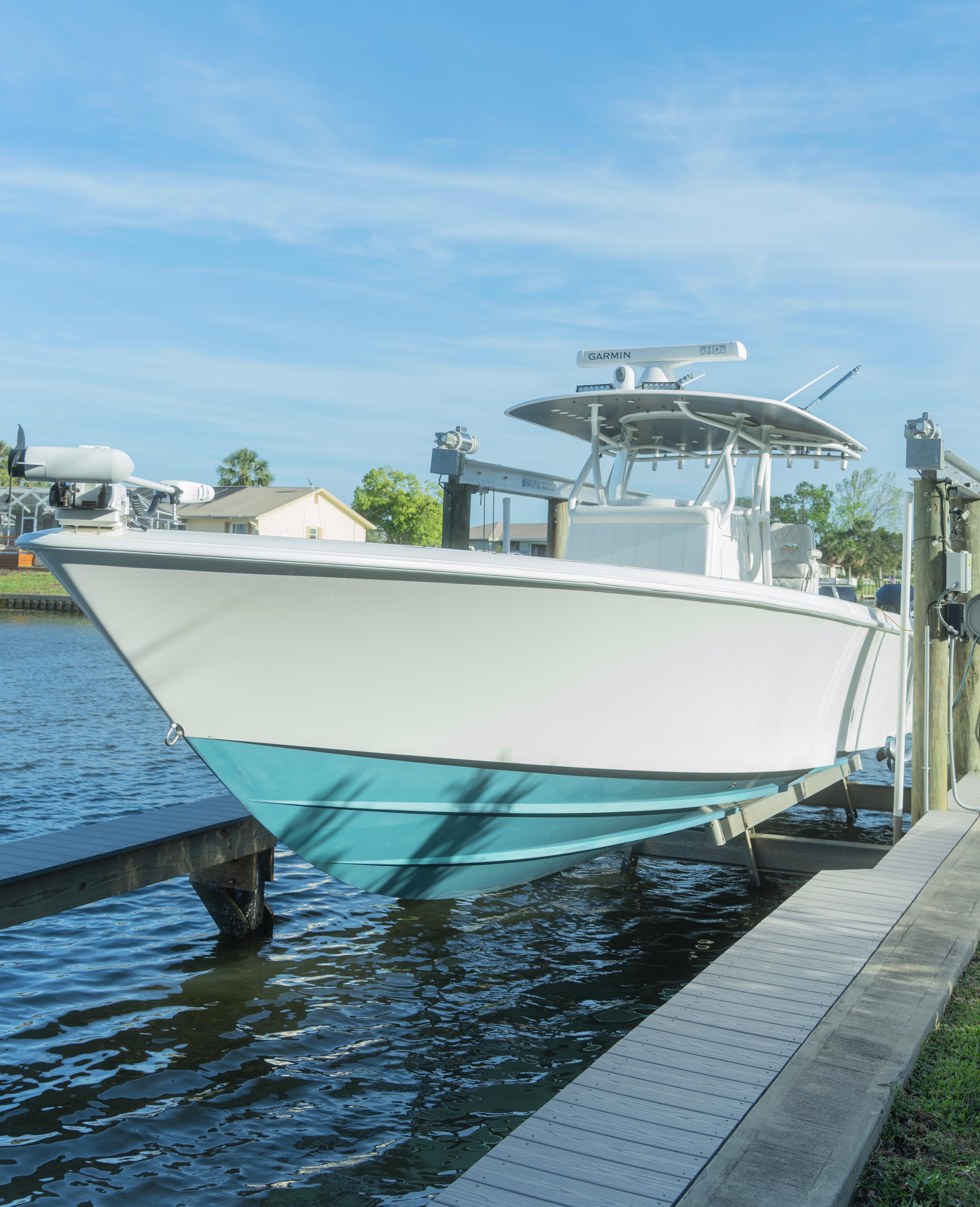 2016 Contender 39 ST - Image 14