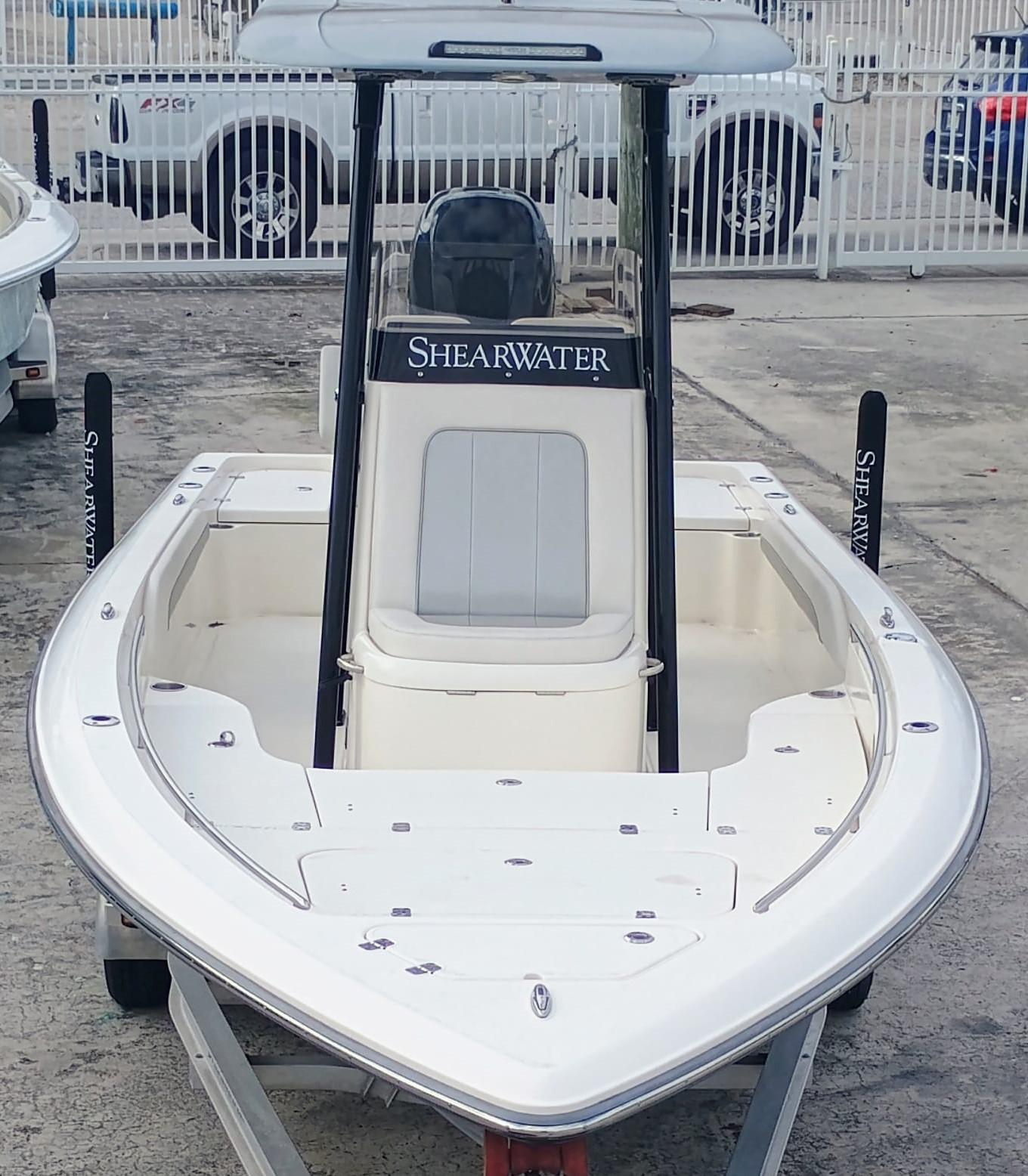 2023-shearwater-250-carolina-ss-power-9780219-20250506080805175-1_XLARGE