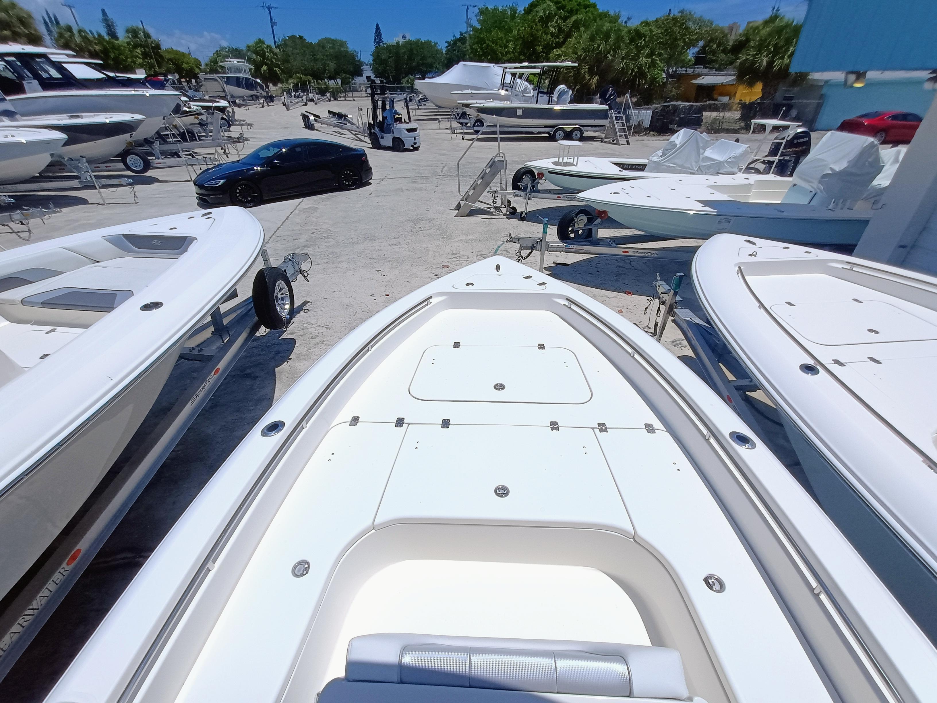2023-shearwater-250-carolina-ss-power-9780219-20250527100132510-1_XLARGE