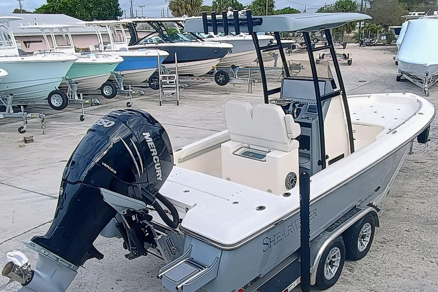 2023-shearwater-250-carolina-ss-power-9780219-20250527100223501-1_XLARGE