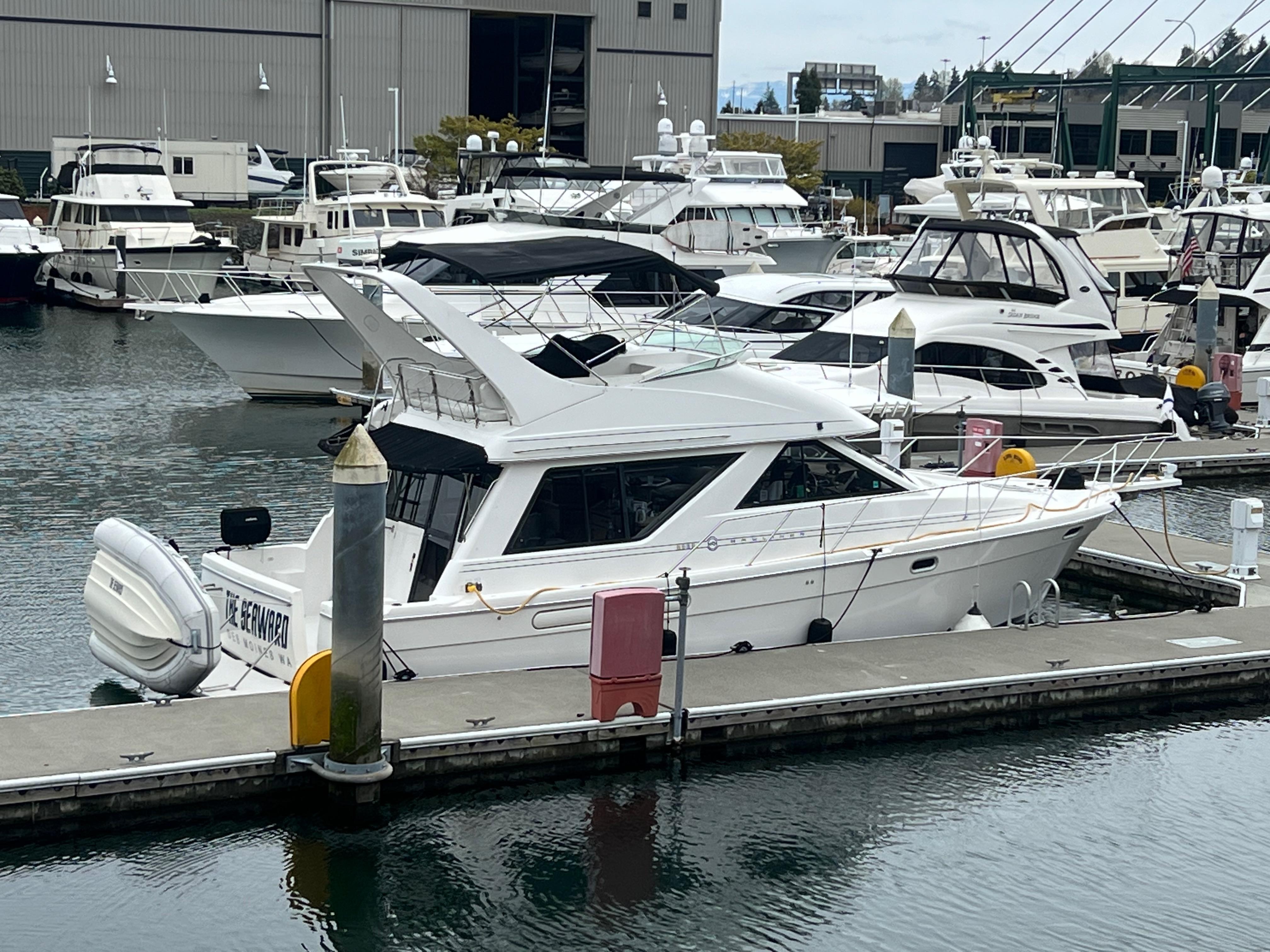 1995 Bayliner 3988 Motoryacht #TBBJ2A08 inventory image at Sun Country Marine Group, Seattle, WA 1995 Bayliner 3988 Motoryacht #TBBJ2A08 inventory image at Sun Country Marine Group, Seattle, WA