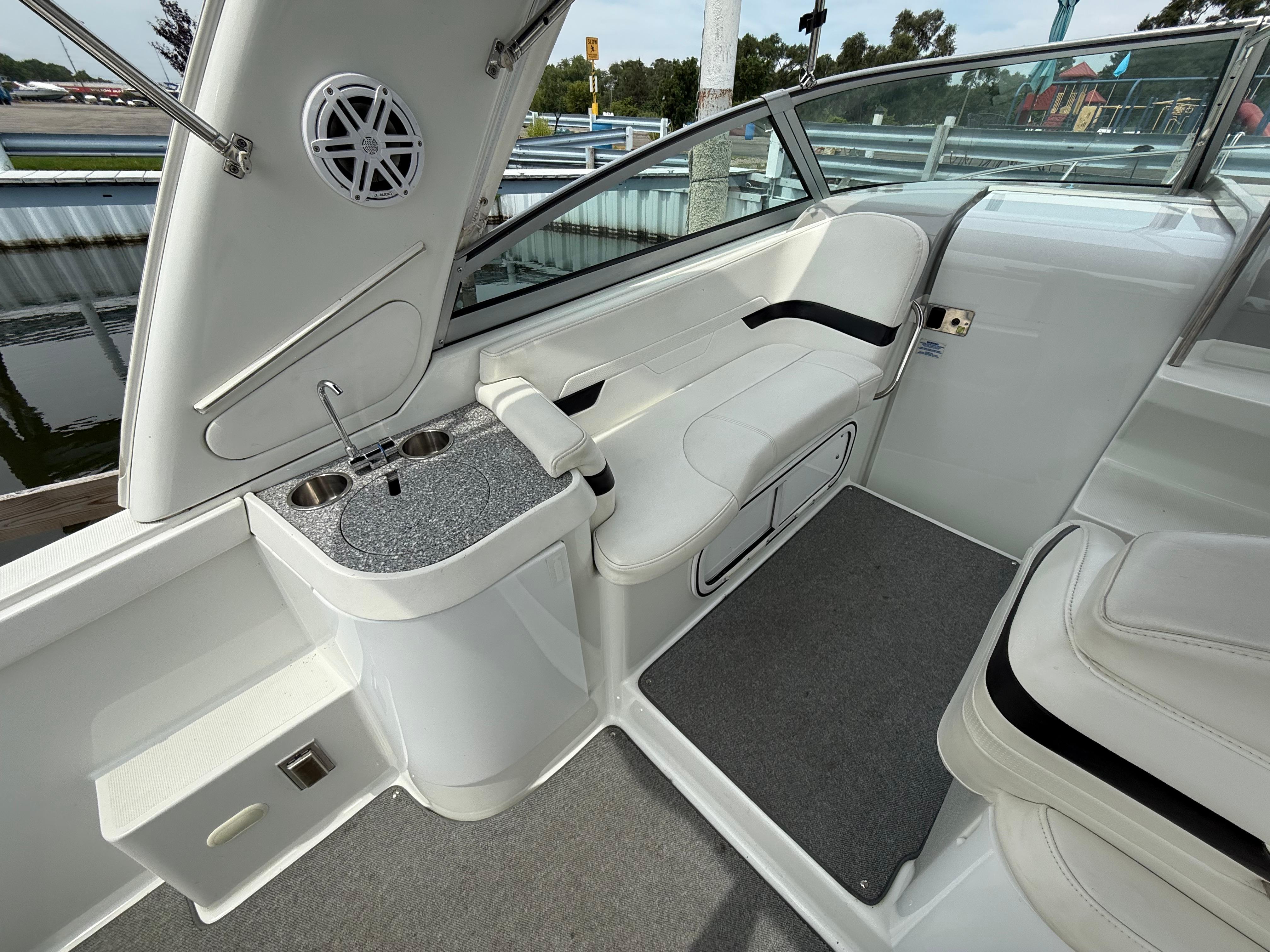 Boat Image 10