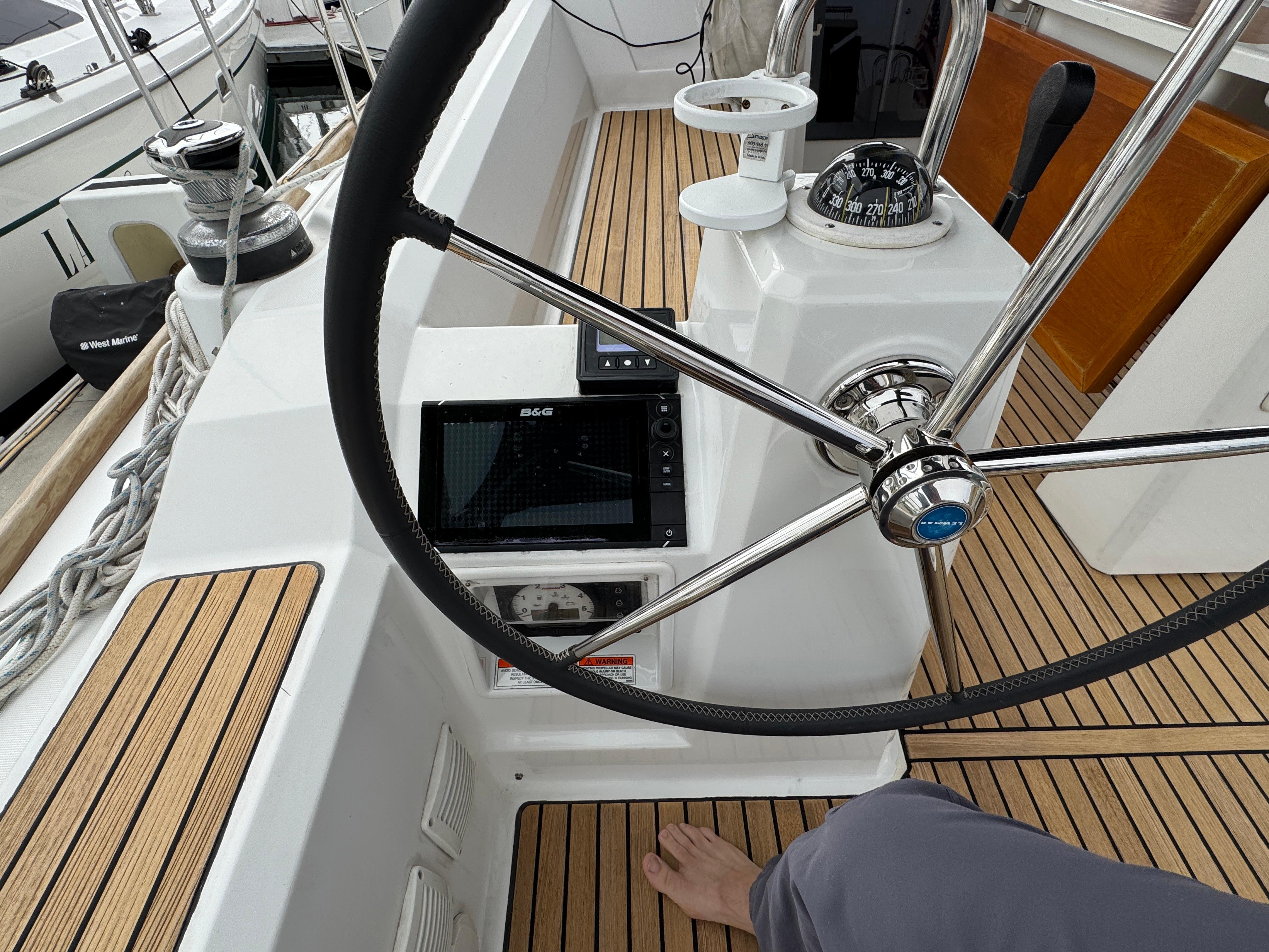 Yacht Photos Pics