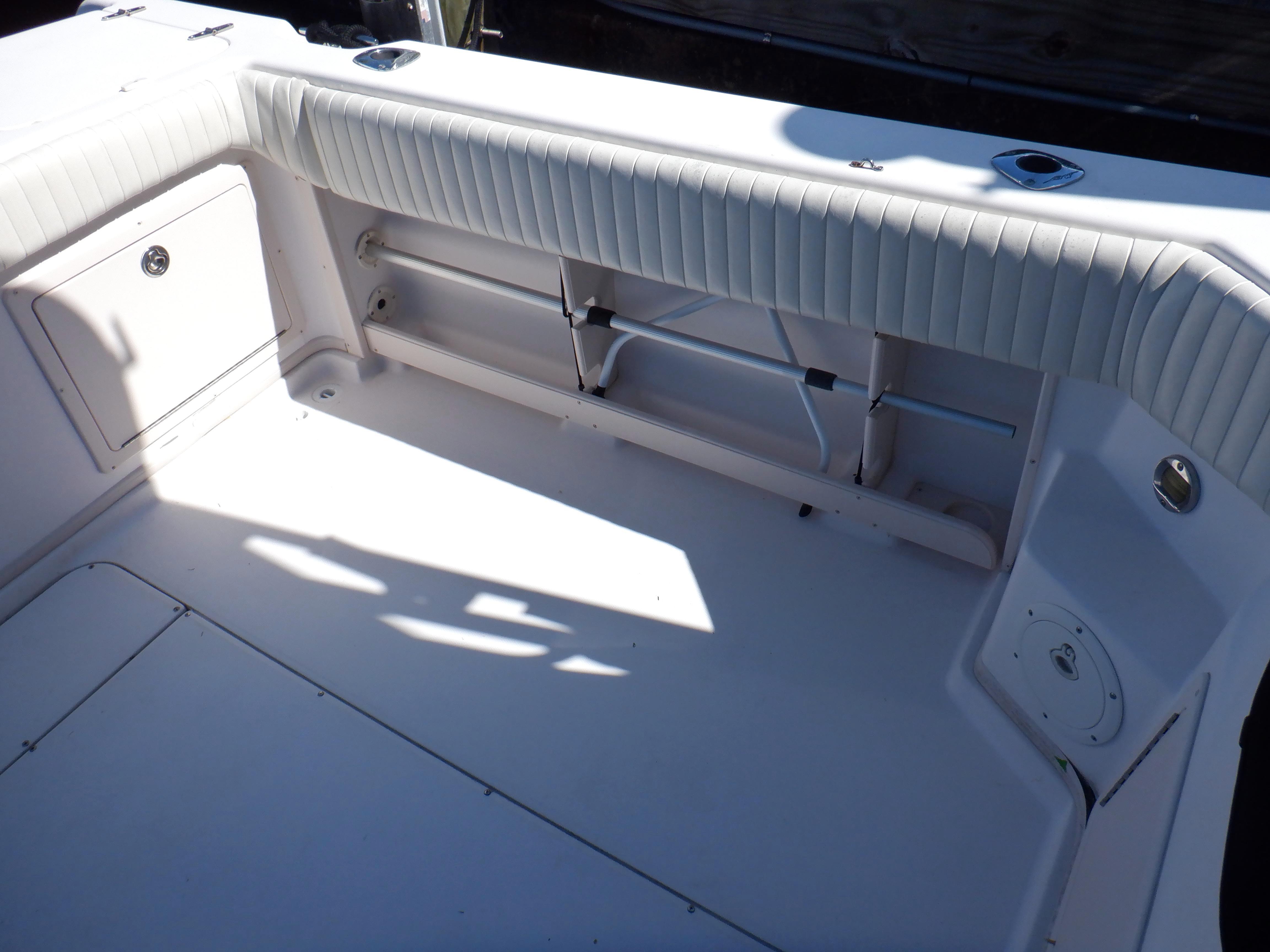 2001-grady-white-express-330-power-9680232-20250312070353373-1_XLARGE
